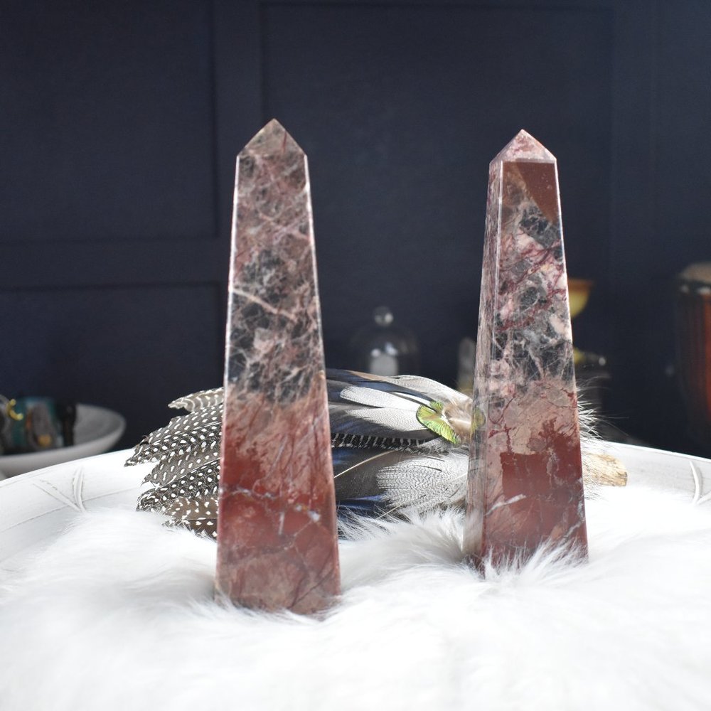 Inner Fire Garnet Obelisk - Picture 2 of 2